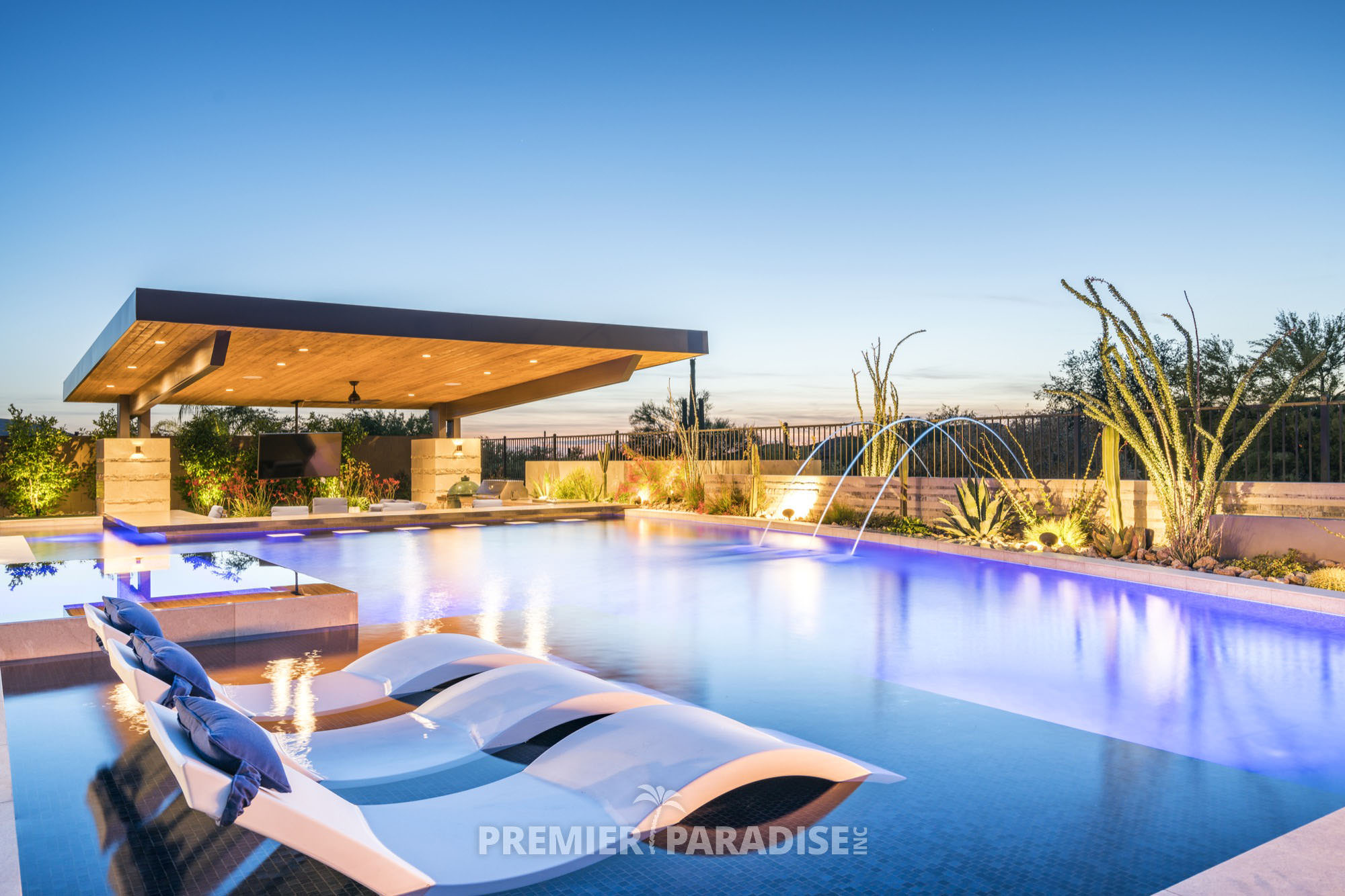 custom pool perimeter overflow spa with cantilevered outdoor kitchen scottsdale arizona 1