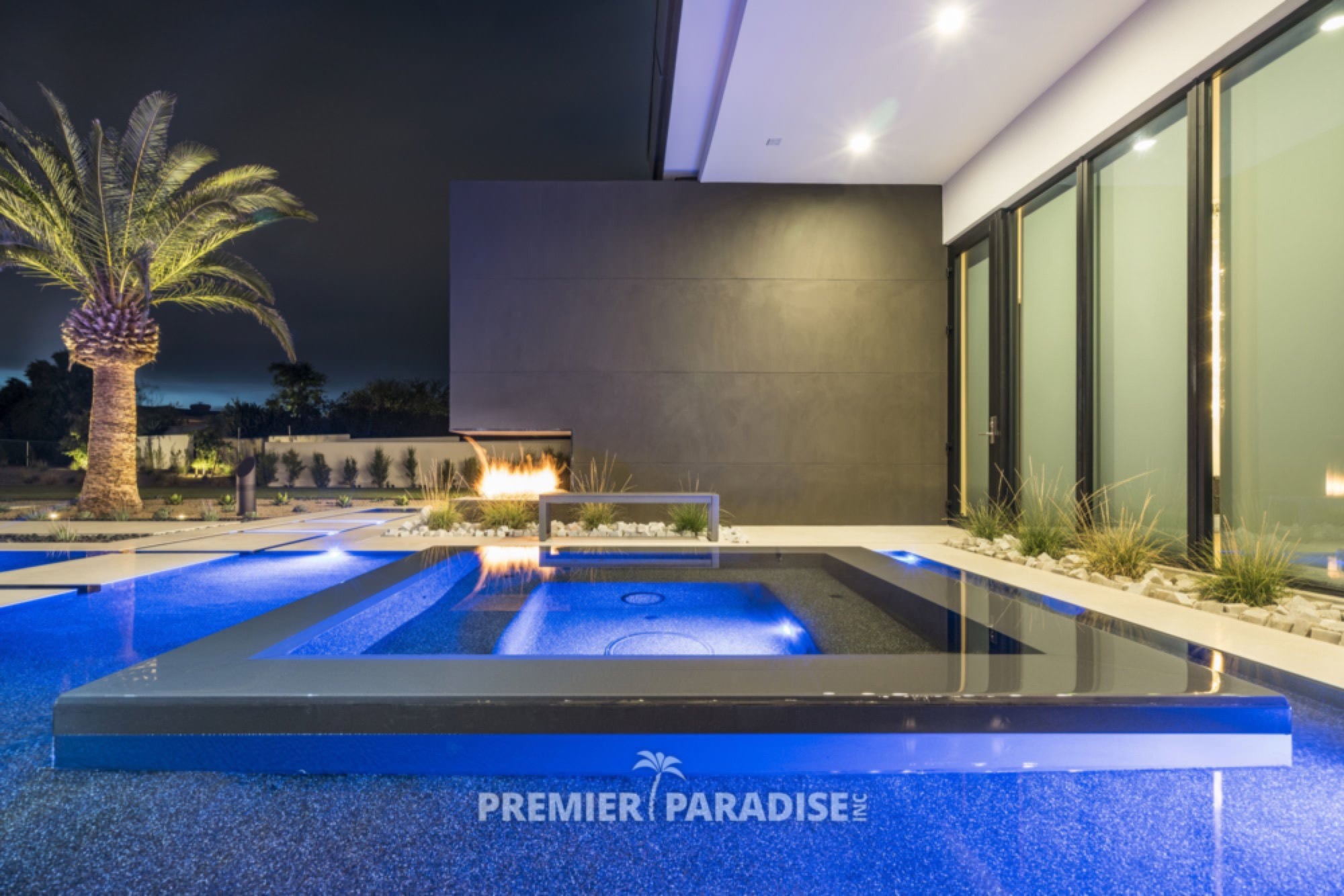 infinity edge pool design custom pool builder arizona premier paradise inc 9 watermarked 1000x667